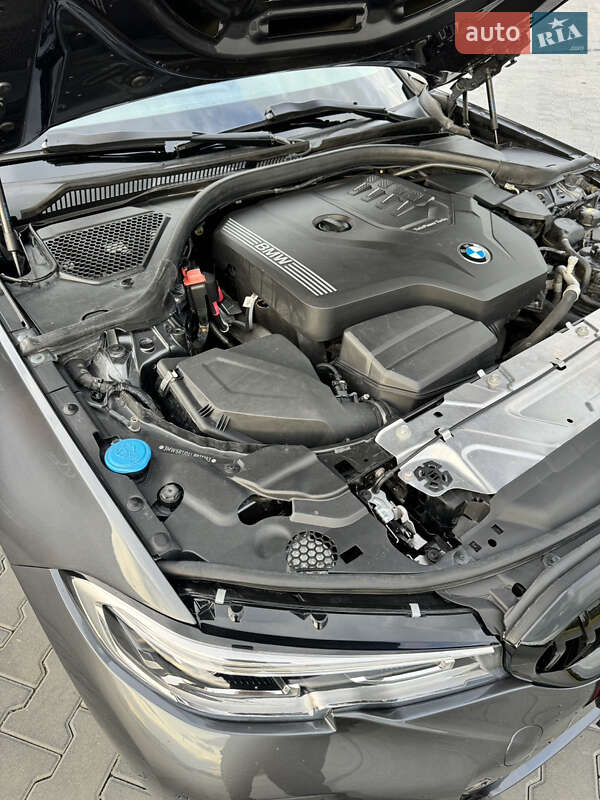 Седан BMW 3 Series 2019 в Черновцах