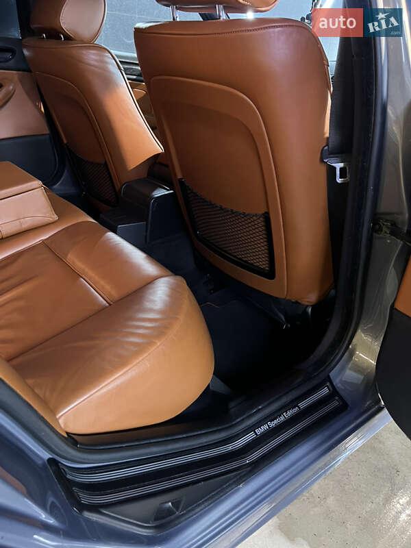Седан BMW 3 Series 2005 в Одесі