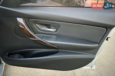 Седан BMW 3 Series 2012 в 