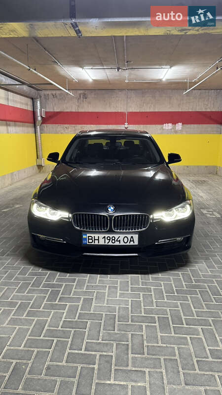 Седан BMW 3 Series 2013 в Килии фото 3 Седан BMW 3 Series 2013 в Килии