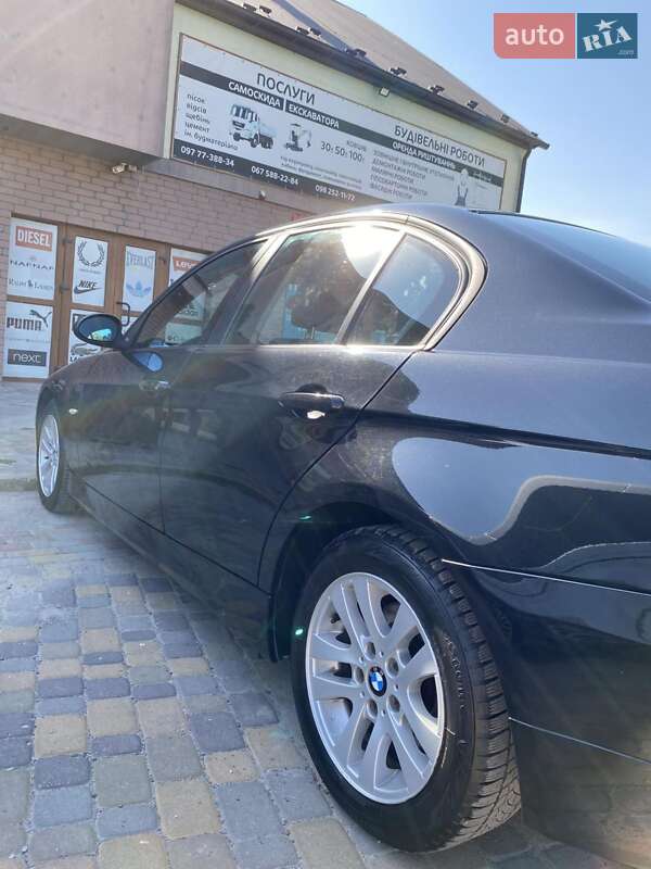 Седан BMW 3 Series 2008 в Золочеве