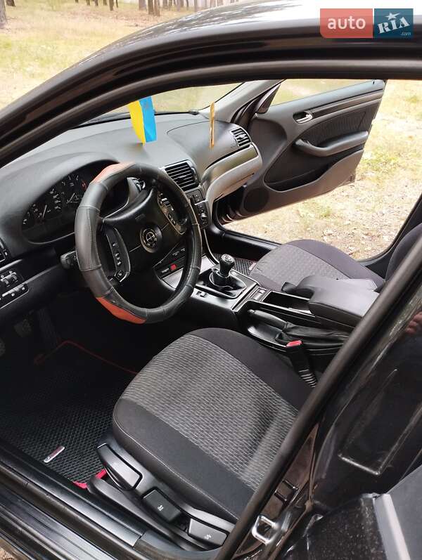 Седан BMW 3 Series 2000 в Житомире