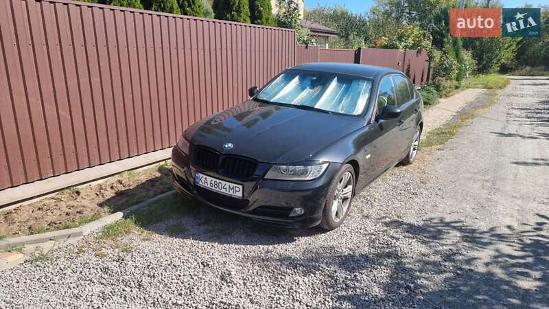 BMW 3 Series 2010