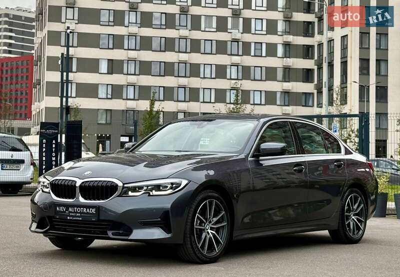Седан BMW 3 Series 2019 в Киеве