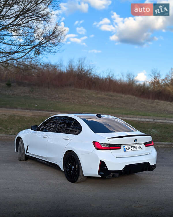 Седан BMW 3 Series 2019 в Ровно