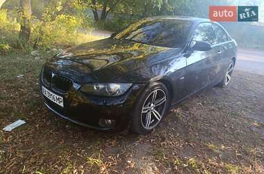 Купе BMW 3 Series 2009 в 