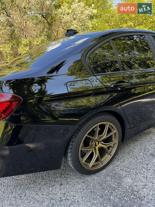 Седан BMW 3 Series 2013 в Каменском