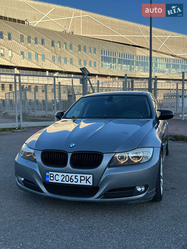 Седан BMW 3 Series 2009 в Львове фото 3 Седан BMW 3 Series 2009 в Львове