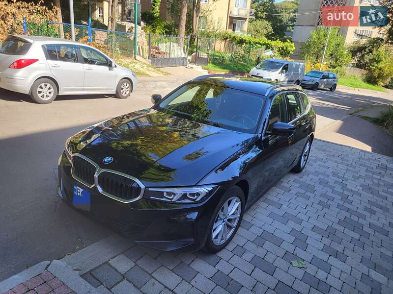 Универсал BMW 3 Series 2022 в Львове