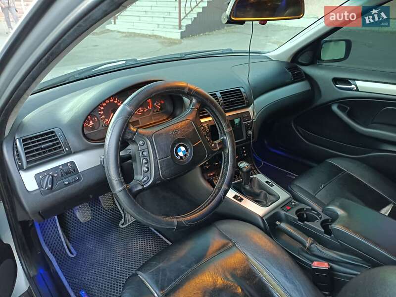 Универсал BMW 3 Series 2002 в Ахтырке