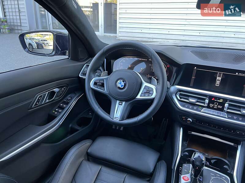 Седан BMW 3 Series 2021 в Киеве