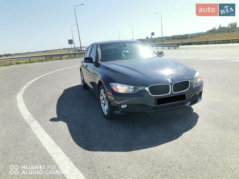 Седан BMW 3 Series 2013 в Царичанці