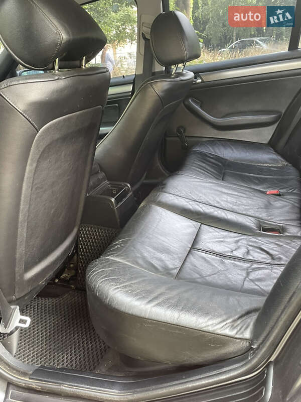 Седан BMW 3 Series 1998 в Ромнах