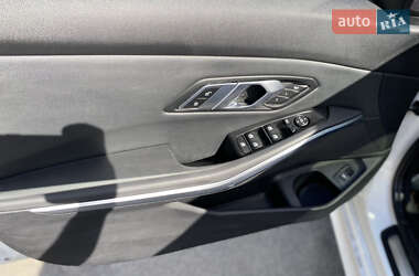 Седан BMW 3 Series 2019 в 