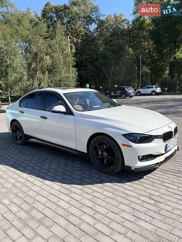 Седан BMW 3 Series 2013 в Каменском