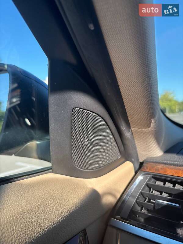 Седан BMW 3 Series 2014 в Киеве