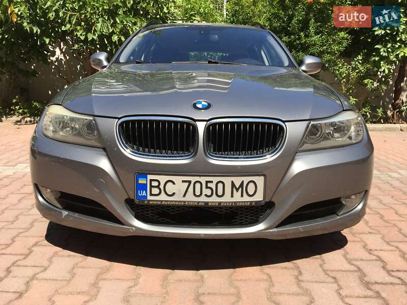 Універсал BMW 3 Series 2009 в Львові фото 46 Універсал BMW 3 Series 2009 в Львові