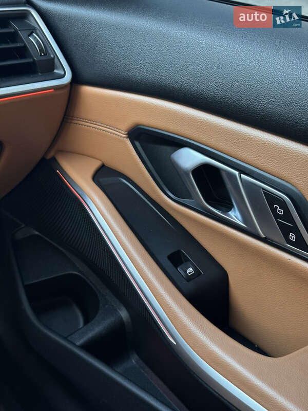 Седан BMW 3 Series 2020 в Виннице