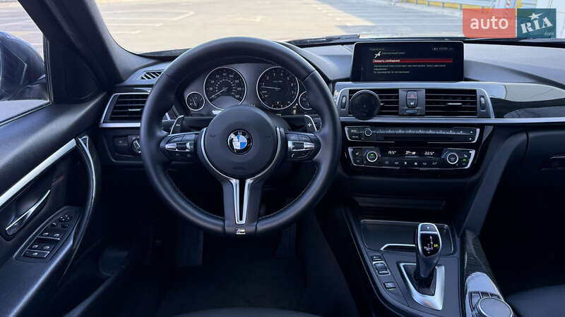 Седан BMW 3 Series 2017 в Киеве