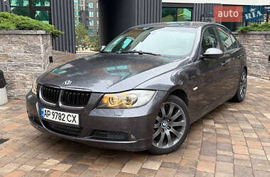 Седан BMW 3 Series 2005 в Киеве