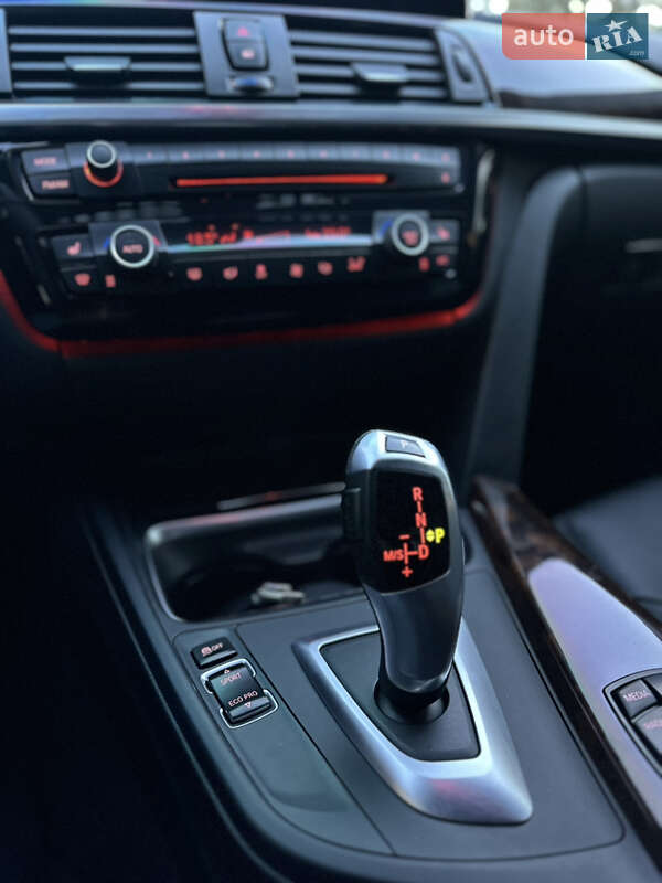 Седан BMW 3 Series 2013 в Хмельницькому