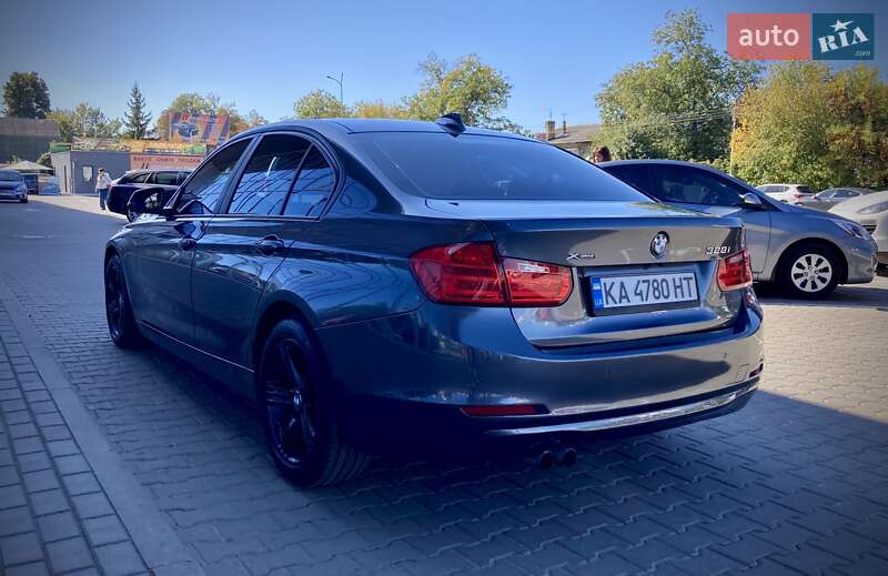 Седан BMW 3 Series 2015 в Києві