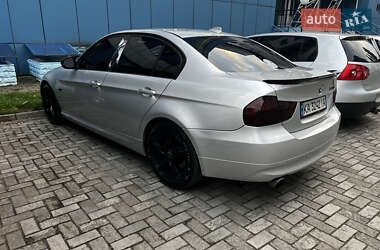 Седан BMW 3 Series 2010 в Сумах