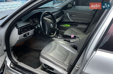 Седан BMW 3 Series 2010 в Сумах