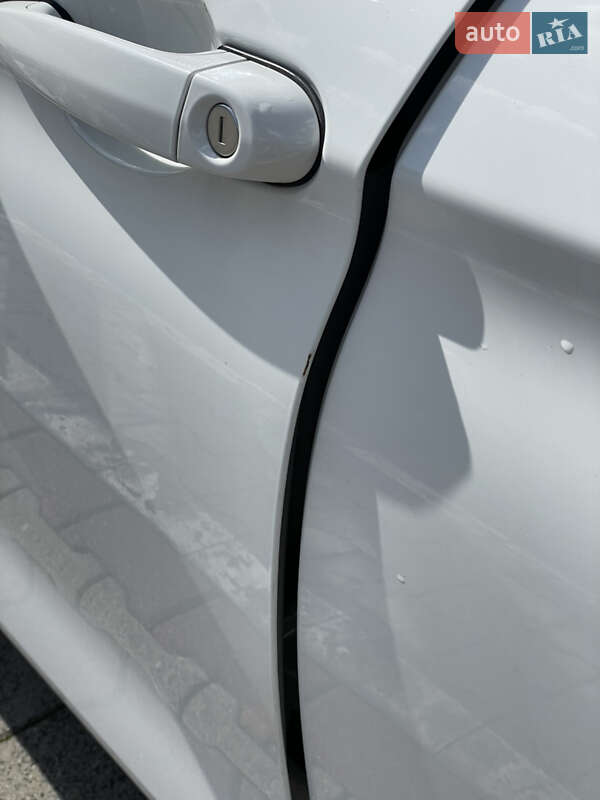 Седан BMW 3 Series 2014 в Тальному