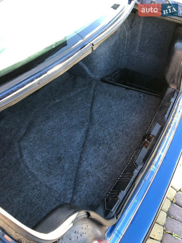 Седан BMW 3 Series 1992 в Тернополе