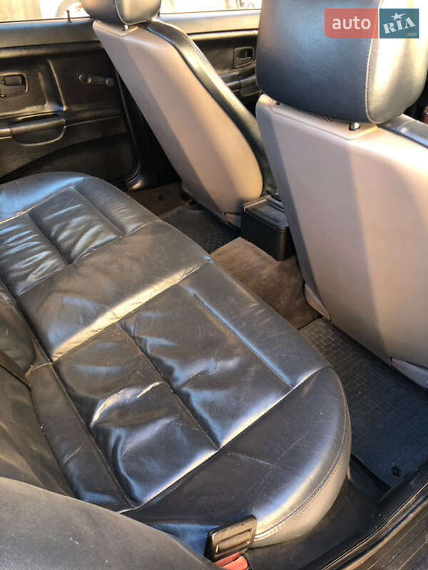 Седан BMW 3 Series 1992 в Тернополе