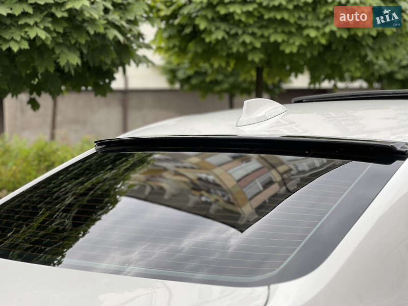 Седан BMW 3 Series 2014 в Івано-Франківську