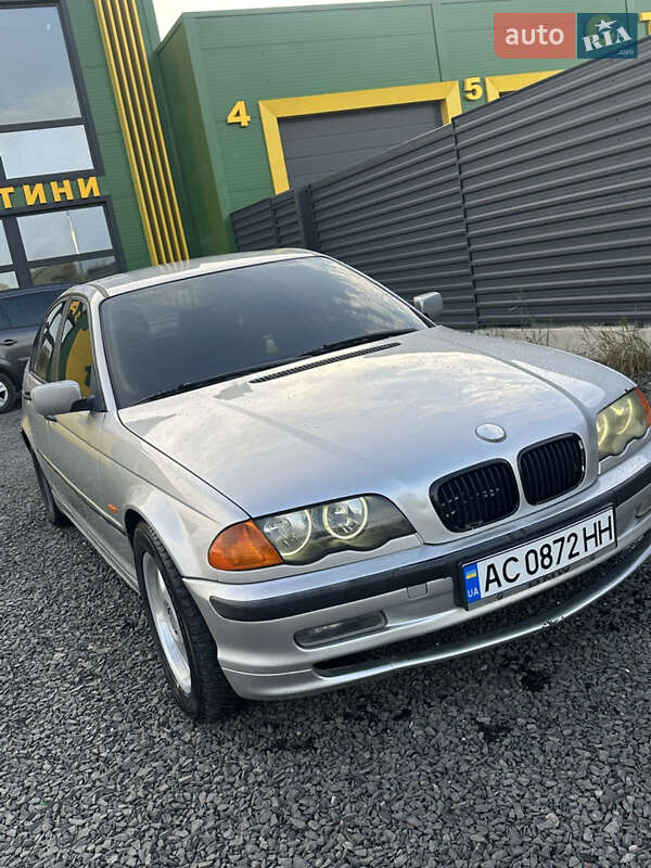 BMW 3 Series 1999