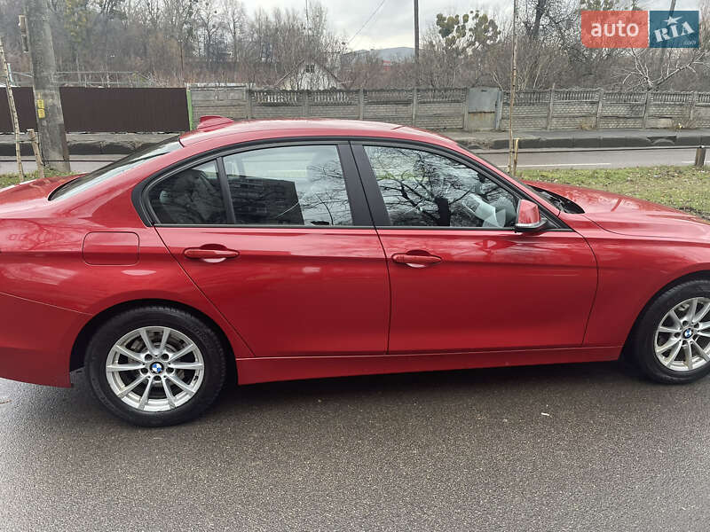 Седан BMW 3 Series 2013 в Киеве фото 8 Седан BMW 3 Series 2013 в Киеве