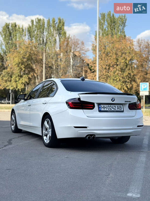 Седан BMW 3 Series 2013 в Запорожье фото 4 Седан BMW 3 Series 2013 в Запорожье