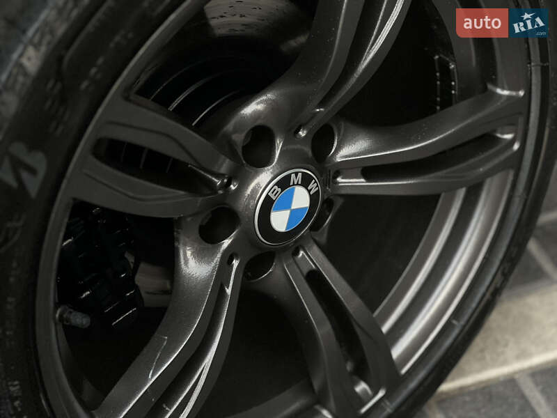 Седан BMW 3 Series 2013 в Кропивницком