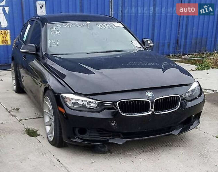 Седан BMW 3 Series 2013 в Кропивницком