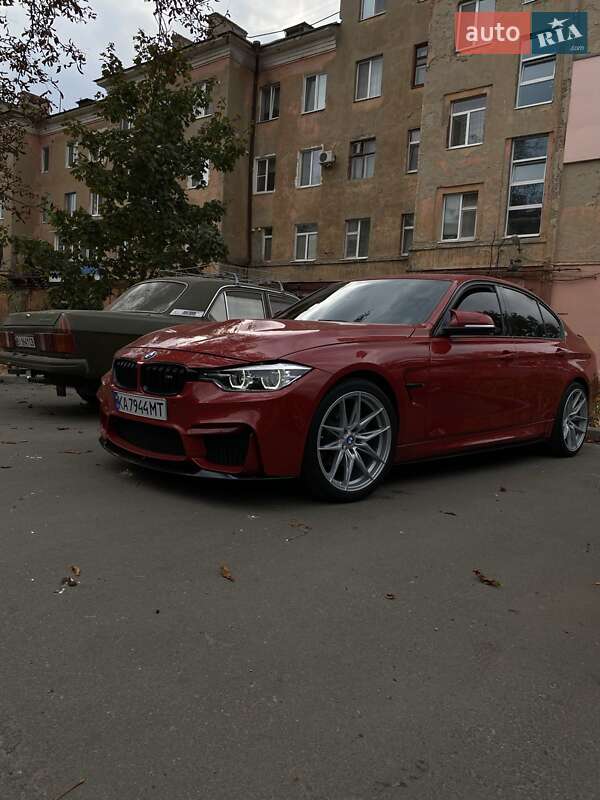Седан BMW 3 Series 2016 в Полтаве