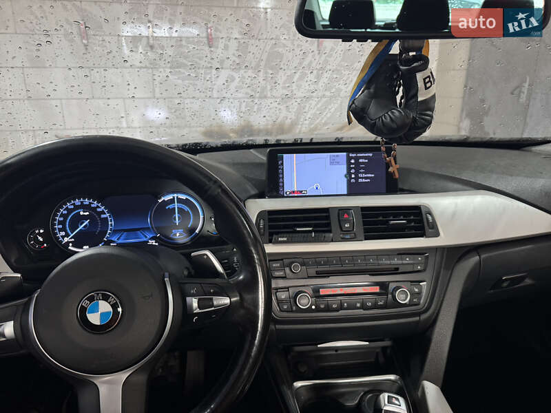 Седан BMW 3 Series 2013 в Киеве фото 12 Седан BMW 3 Series 2013 в Киеве