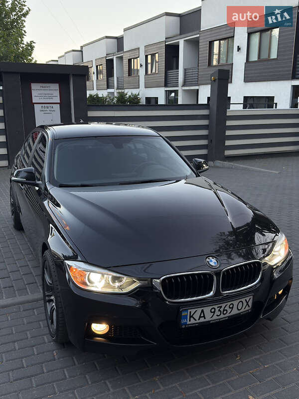 Седан BMW 3 Series 2013 в Виннице