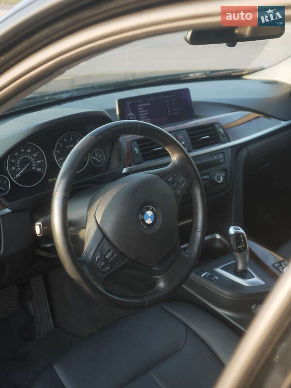 Седан BMW 3 Series 2012 в Вінниці