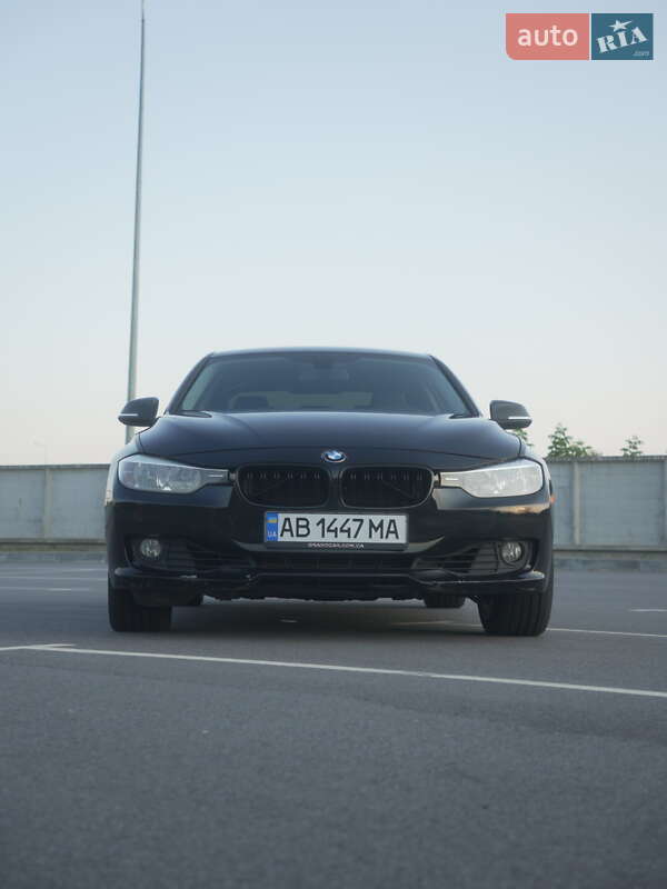 Седан BMW 3 Series 2012 в Вінниці
