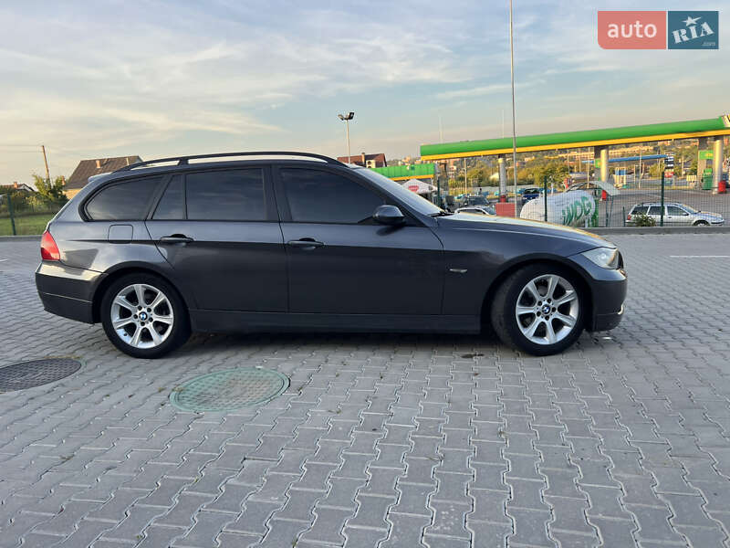 Універсал BMW 3 Series 2005 в Кам'янець-Подільському