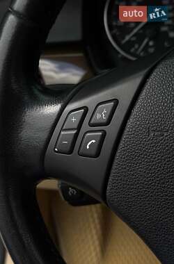 Седан BMW 3 Series 2010 в 