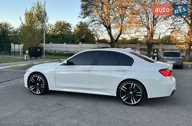 Седан BMW 3 Series 2017 в 