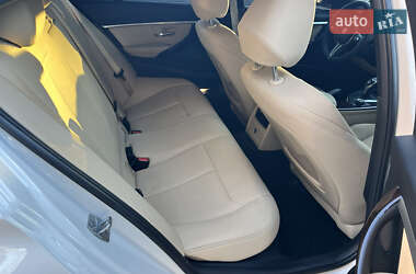 Седан BMW 3 Series 2017 в 