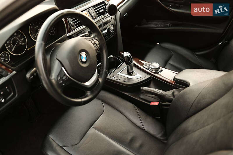 Седан BMW 3 Series 2014 в Киеве