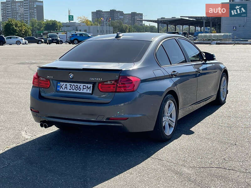 Седан BMW 3 Series 2013 в Києві фото 2 Седан BMW 3 Series 2013 в Києві