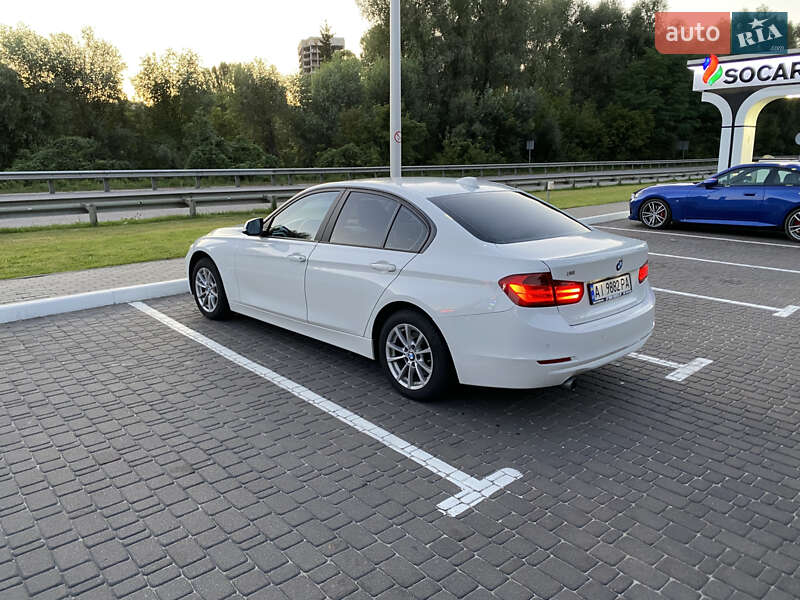 Седан BMW 3 Series 2013 в Обухове фото Седан BMW 3 Series 2013 в Обухове
