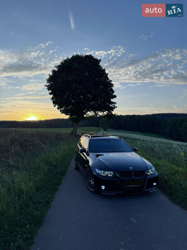 Универсал BMW 3 Series 2008 в Киеве фото 34 Универсал BMW 3 Series 2008 в Киеве